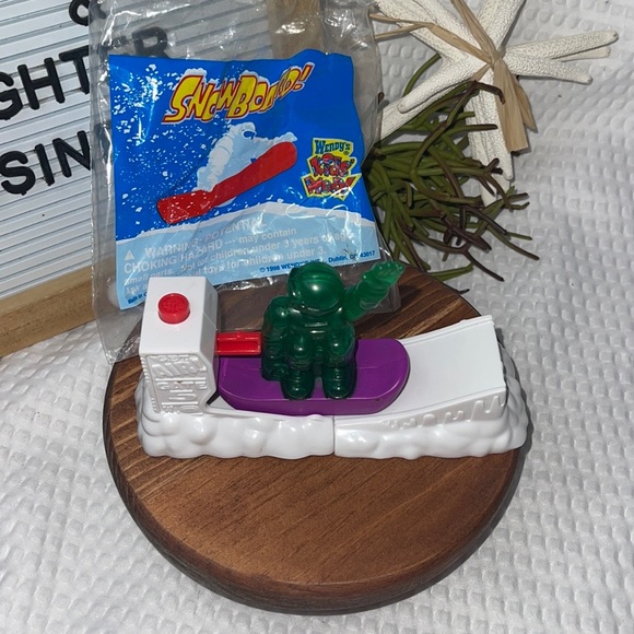 Wendy's Kids' Meal Toy 1998 Snow Board Decals! - Picture 1 of 3
